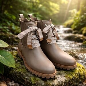 Bernardo Zina Women's Lace-up Rain Booties in Mushroom Size 7